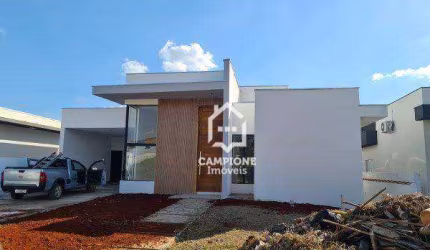 Casa com 3 dormitórios à venda, 169 m² por R$ 750.000,00 - Centro - Porangaba/SP