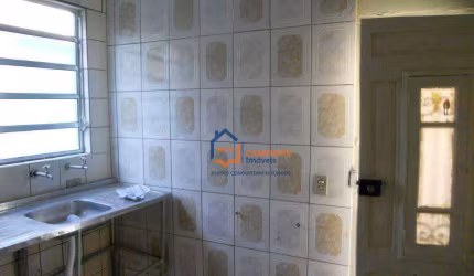 Casa com 1 dormitório para alugar, 30 m² por R$ 916,00/mês - Parque Peruche - São Paulo/SP