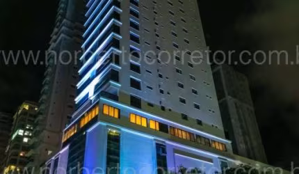 Apartamento 3 suítes, Meia Praia, Itapema SC