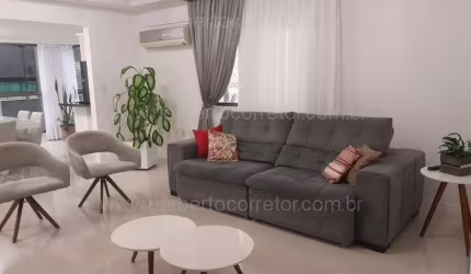 Apartamento 3 suítes, Meia Praia, Itapema SC