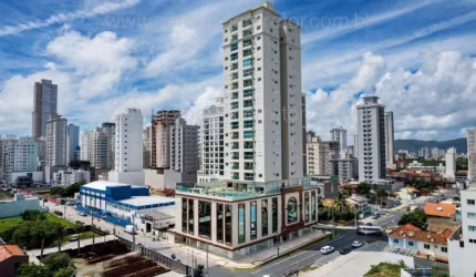 APARTAMENTO MOBILIADO A VENDA EM MEIA PRAIA