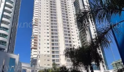 APARTAMENTO À VENDA EM BALNEARIO CAMBORIU