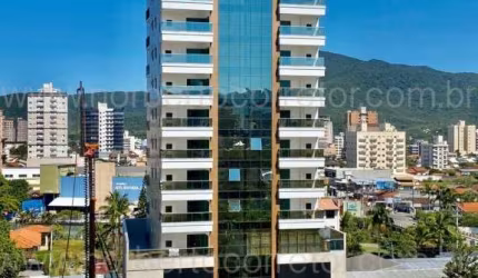 Apartamento quadra mar , 4 suítes, Itapema SC