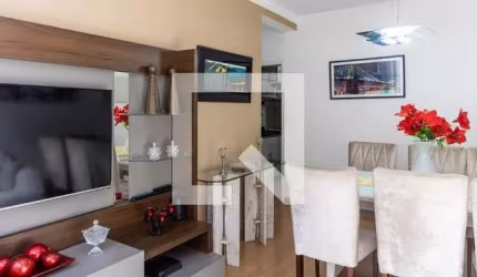 Apartamento no 3º andar com 3 dormitórios e 1 garagem