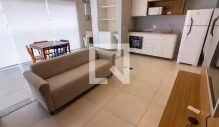 Apartamento no 5º andar mobiliado com 1 dormitório e 1 garagem