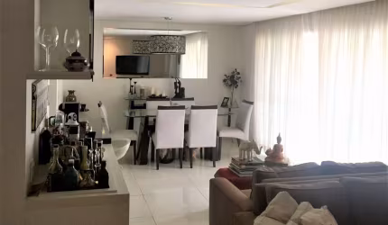 Rua Estevão Baião, 520 • Campo Belo