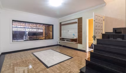 Casa à venda com 144m², 3 quartos e 2 vagas