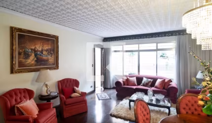 Casa à venda com 200m², 3 quartos e 2 vagas