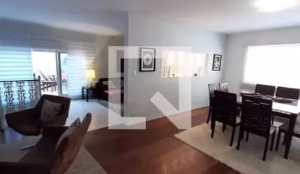 Casa à venda com 304m², 3 quartos e 2 vagas
