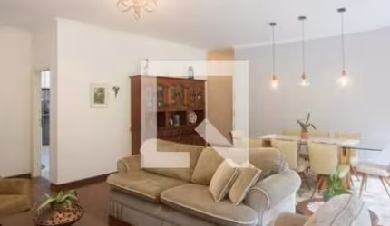 Casa à venda com 467m², 4 quartos e 5 vagas