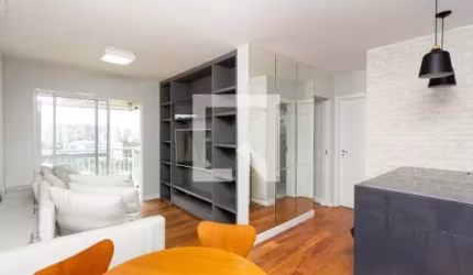 Apartamento no 19º andar mobiliado com 2 dormitórios e 2 garagens