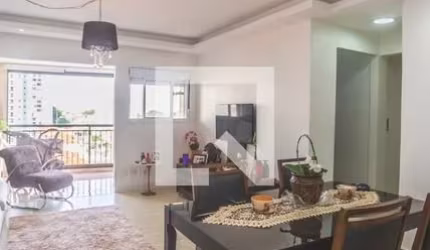 Apartamento no 6º andar mobiliado com 3 dormitórios e 2 garagens