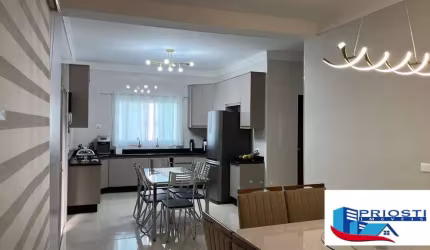 CASA COM PISCINA ESPAÇO GOURMET 3 GARAGENS ÓTIMO LOCAL NO JARDIM 9 DE JULHO