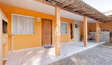 Casa com 2 quartos, zona rural, bairro Agaraú  São josé dos Pinhais PR