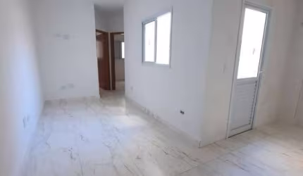 Apartamento sem condomínio 38 m² + quintal 6 m² - Vl. Príncipe de Gales