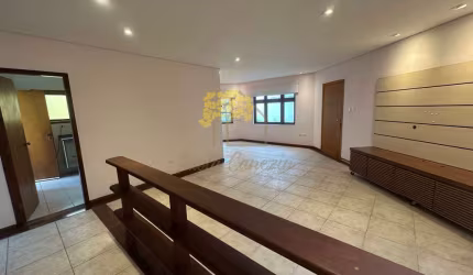 Casa terrea - Altos da Serra I - Urbanova - 4 Dormitórios - 170m².