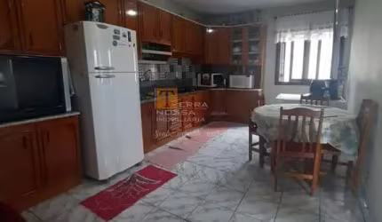 Casa com 3 quartos à venda na Rua Marcílio Orestes Tonet, 2702, Salgado Filho, Caxias do Sul por R$ 540.000