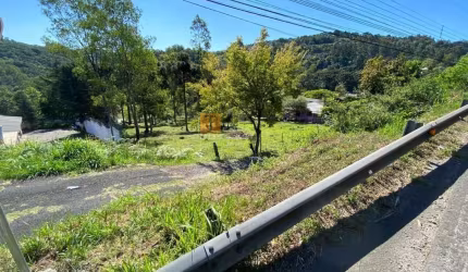 Terreno à venda na Inês Pedron, 01, Galópolis, Caxias do Sul por R$ 1.481.000