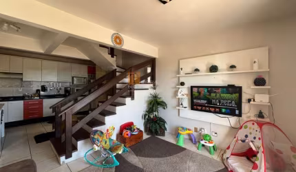Casa com 3 quartos à venda na Casemiro João Baratieri, 1172, Cidade Nova, Caxias do Sul por R$ 307.000