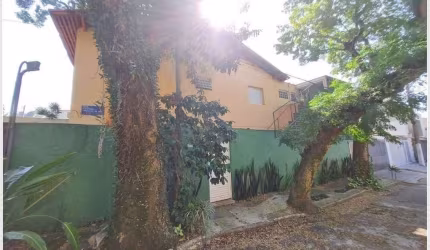 CASA DE VILA COM 2 DORMITORIOS (1 SUITE) COM CLOSET- FL52