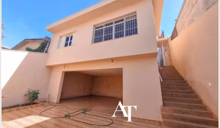 CASA ASSOBRADADA NO JD ROSA MARIA - 3 DORMITORIOS COM 6 VAGA E EDICULA- FL52