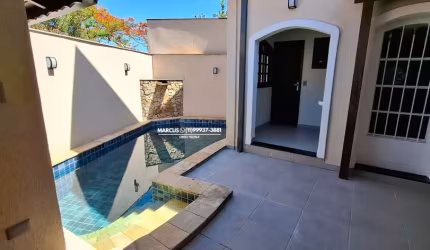 SOBRADO NO JAGUARÉ C/ 3 DORMS; SUÍTE, 2 VAGAS E PISCINA. FL23