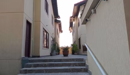 VENDO LINDO SOBRADO- FL-42