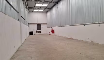 GALPÃO EM CONDOMINIO COM 360 M2 FL26