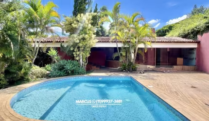 COTIA GRANJA VIANA CASA TÉRREA C/ 4 DORMS; 1 SUÍTE, 6 VGS E PISCINA. FL23