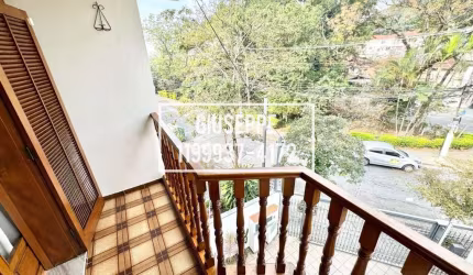 Casa a venda com 180 metros 3 quartos 3 vagas Butantã USP FL62