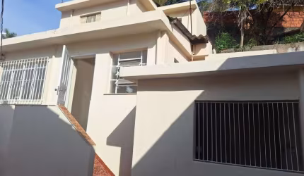 CASA na Vila Indiana, 200m² 3 quartos 1 suítes 2 vagas FL15