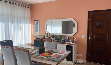 CASA TERRÉA Á VENDA NO BUTANTÃ.