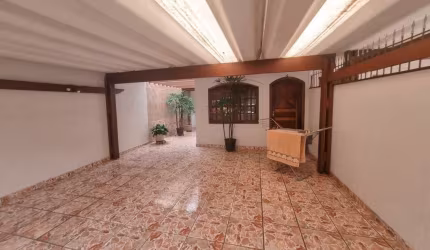 SOBRADO Á VENDA NO BUTANTÃ.
