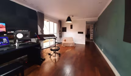 CASA COM OTIMA LOCALIZACAO 130M² 3 QUARTIS 2 VAGAS FL15