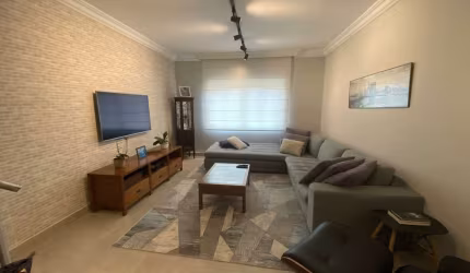 Sua Nova Casa: Sobrado com 3 Dormitórios e Churrasqueira na Vila Gomes. FL43