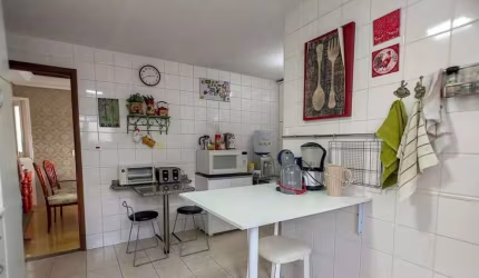 Enorme Sobrado em Condomínio Fechado na Vila São Francisco com 4 Dormitórios e 4 Vagas. FL43