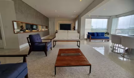 Luxuoso Apartamento de 171m² com 3 Suítes e Varanda Gourmet na Rodovia Raposo Tavares. FL43