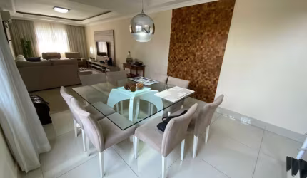 Casa, no Centro do Osasco 223m² 3 Quartos 3 Suítes 5 vagas FL15