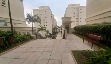 Apartamento de 70m² na Av. Otacilio Tomanik - Excelente Localização. FL12