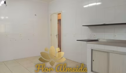 VENDA CASA 336m² 02 DORMITÓRIOS E DUAS VAGAS DE GARAGENS