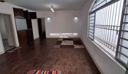 Casa térrea no Jd. Rolinópolis c/ 3 dormitórios, sala de estar, cozinha, 4 vagas. FL23