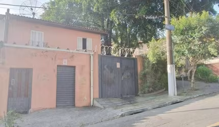 SOBRADO JD CELESTE - 2 DORMITORIOS COM 4 VAGAS DE GARAGEM