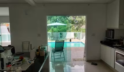 Casa Térrea de 300m² com Piscina no coracao do Parque dos Príncipes. FL15