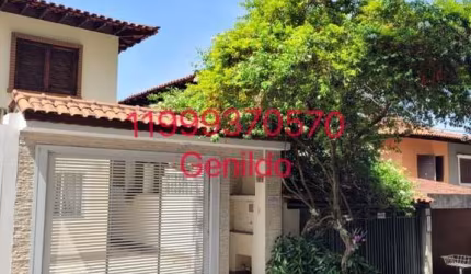 SOBRADO EM CONDOMINIO 3 QUARTOS 1 SUITE EDICULA 2 VAGAS QUINTAL PROXIMO DO METRO FL55