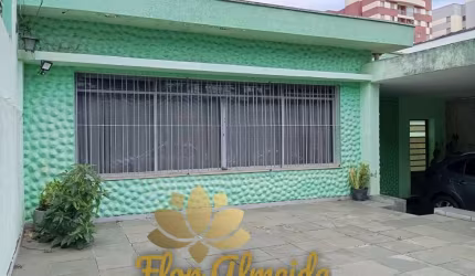 OPORTUNIDADE!!! 260m² VENDA CASA TÉRREA 04 VAGAS DE GARAGENS 03 DORMITÓRIOS 01 SUÍTE - FL38