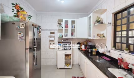 Conjunto Habitacional do Butantã Casa assobradada com 3 dormitorios (1 suite), 2 vagas. FL23