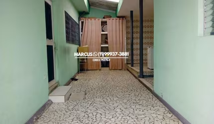 Casa térrea no Butantã com 03 dormitórios sendo uma suíte e 04 vagas de Garagens. FL23