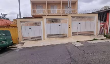 Sobrado 3 dormitório, 3 vagas- FL35