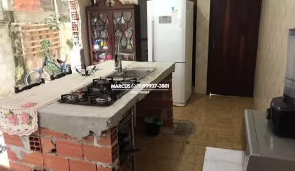 Sobrado no Jd. Peri Peri com 150 m² de área construida, 3 dorms; suíte, 2 vgs. FL23