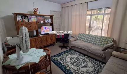 Casa térrea na Vila Universitária com 3 quartos. 3 vagas cobertas, 250 m². FL23